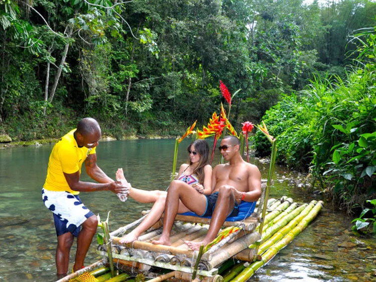 dtours-jamaica-attractions-lethe-river-rafting-limestone-body-massage-3